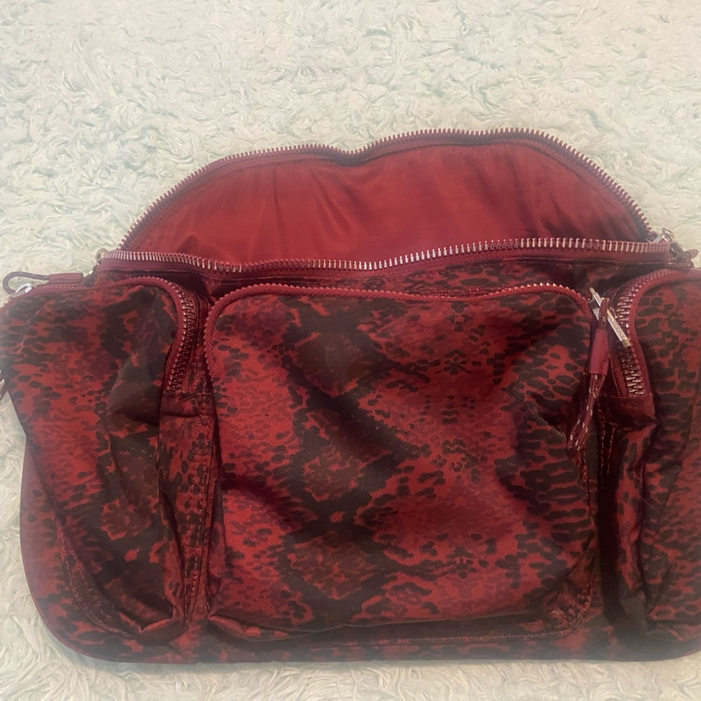 Crossbody bag